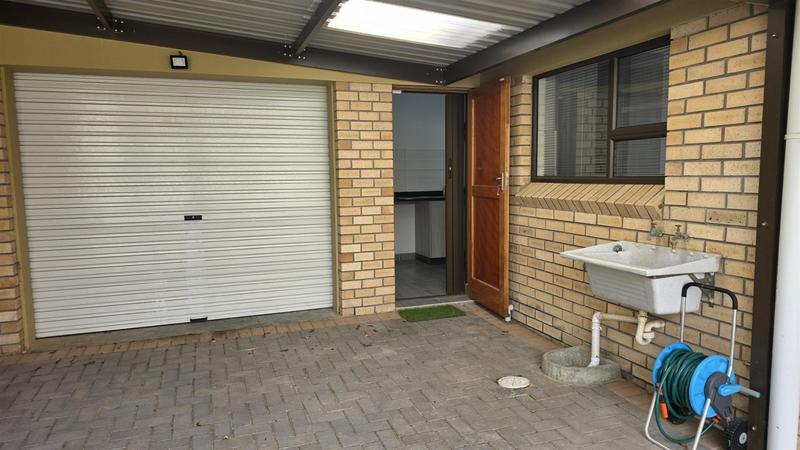 3 Bedroom Property for Sale in Seemeeu Park Western Cape